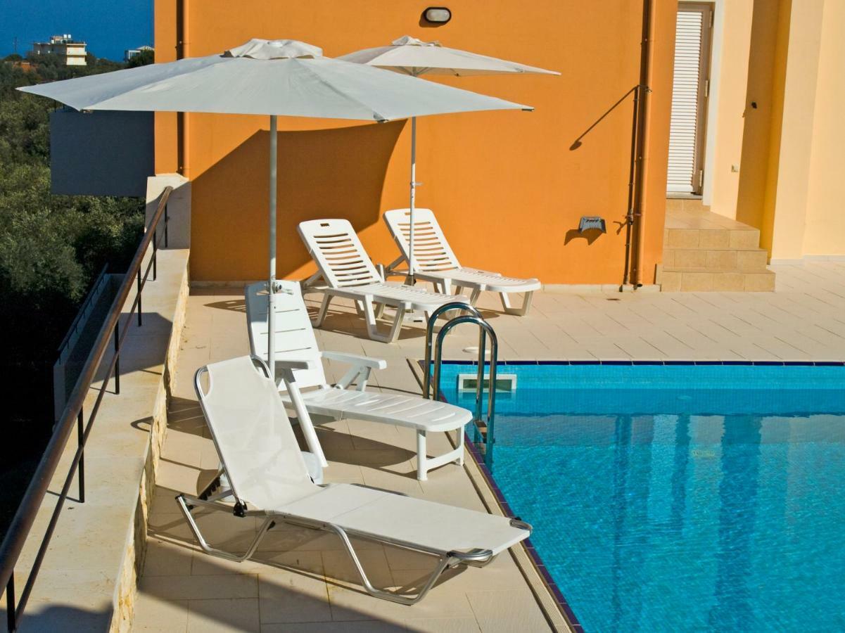 Olive Tree Hillside Apartment Stalós Exteriér fotografie